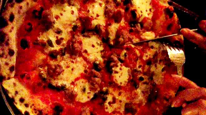 Prosciutto and Mozzarella Pizza