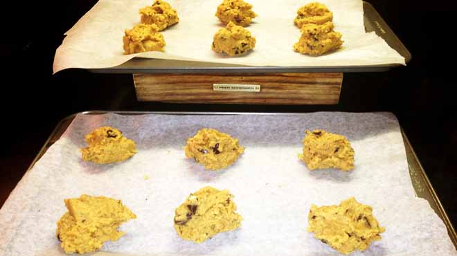 Chocolate and Peanut Butter Cookie Trays