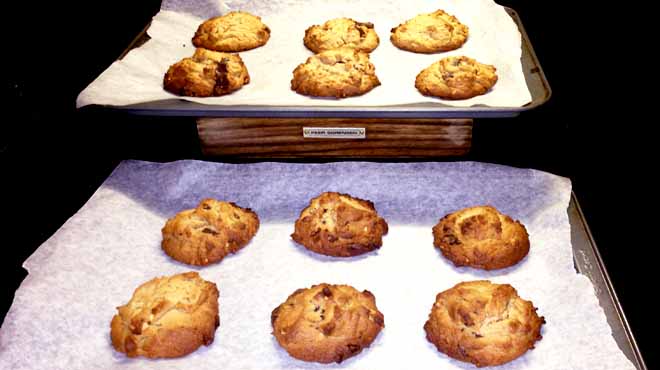 Baked Chocolate and Peanut Butter Cookies