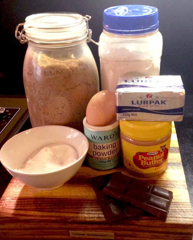 Chocolate & Peanut Butter Cookie Ingredients