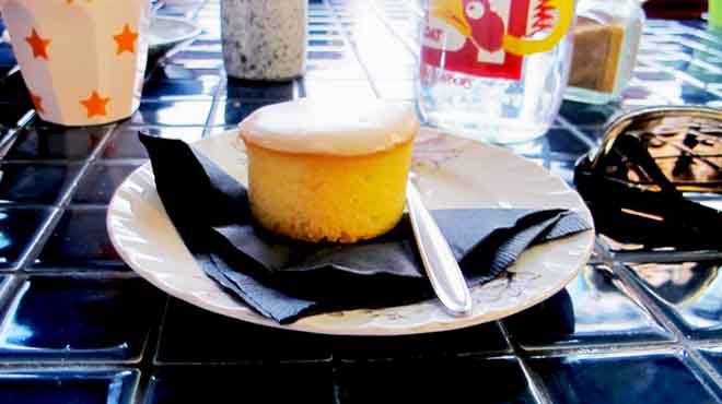 Reuben Hills Tea Cake