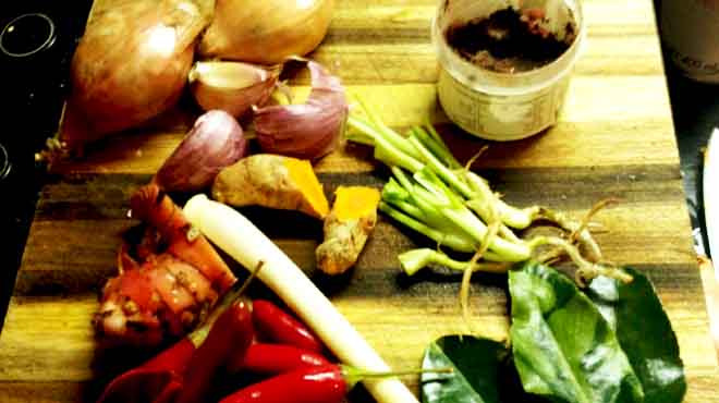 Red Duck Curry Ingredients