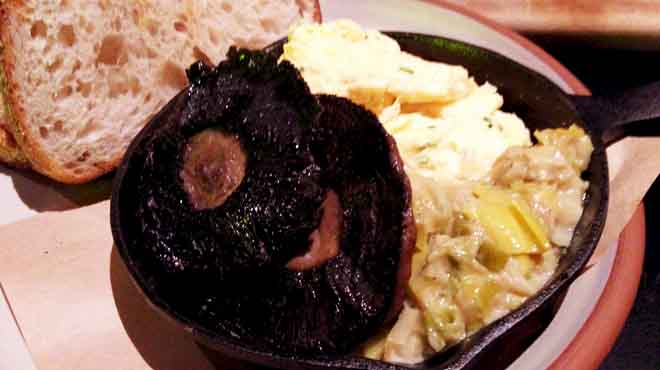 Thyme Scrambled Eggs with Buttered Leeks & Field Mushrooms